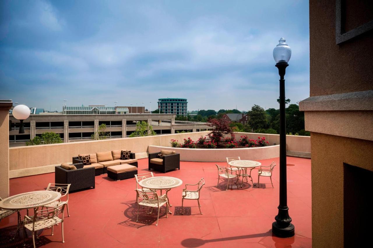 Courtyard By Marriott Norfolk Downtown Hotel Eksteriør billede