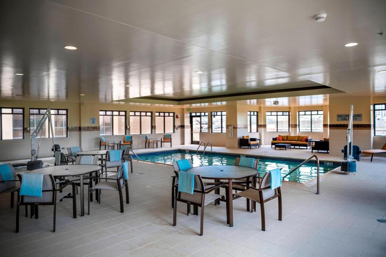 Courtyard By Marriott Norfolk Downtown Hotel Eksteriør billede