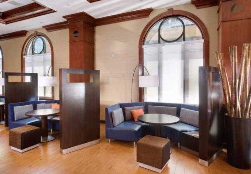 Courtyard By Marriott Norfolk Downtown Hotel Eksteriør billede